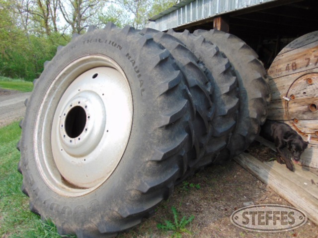 (4) 480/80R46 tires